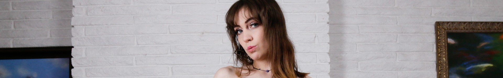 Raven Right Pornstar Profile on xMonter