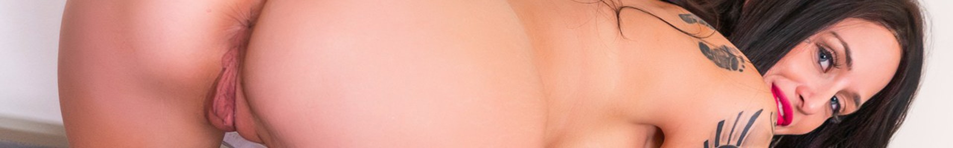 Brooke Lyn Rose Pornstar Profile on Top VrPorn