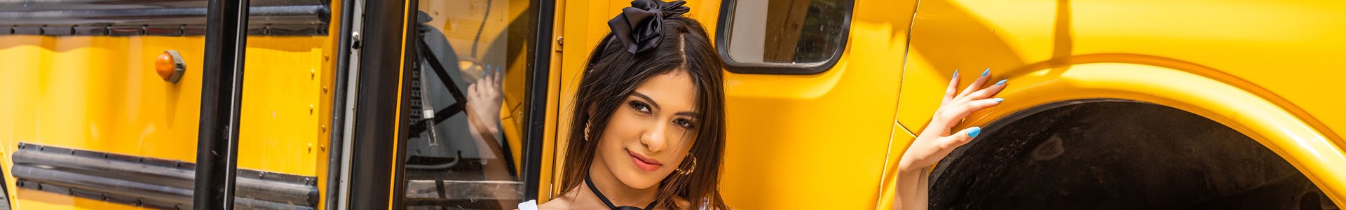 Reyna Belle Pornstar Profile on Top VrPorn