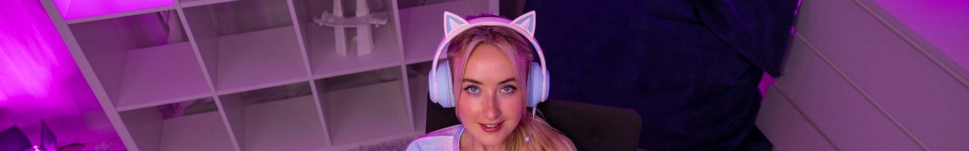 Ann Joy Pornstar Profile on PornVrIndex