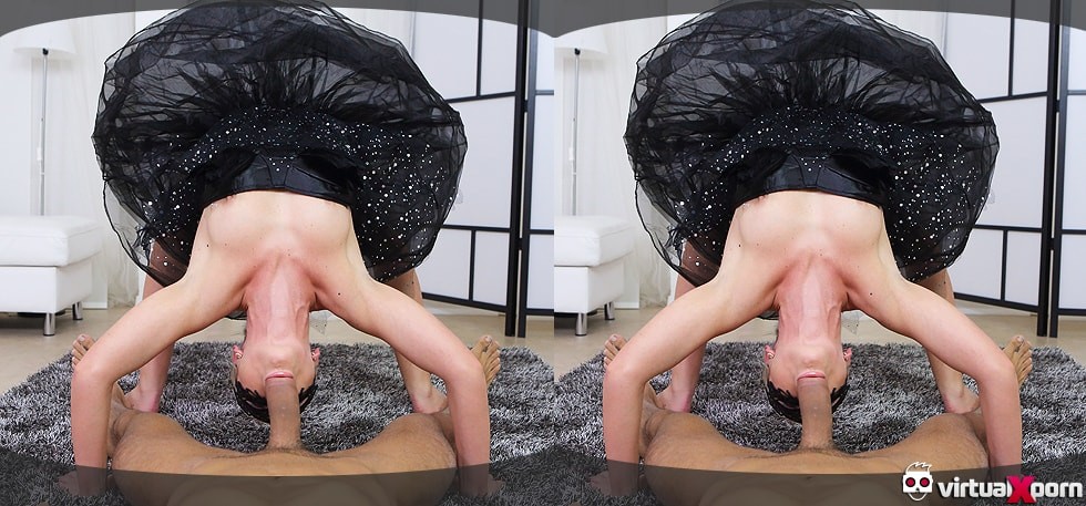 Vinna Reed in Flexi Ballerina Hardcore Action