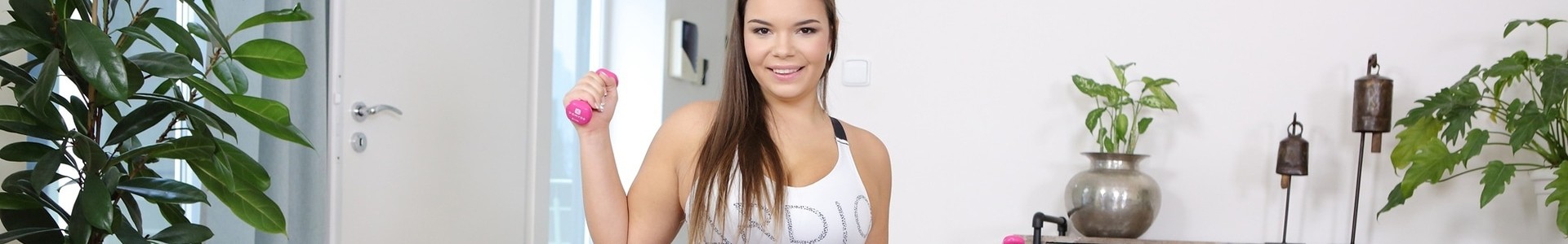 Sophia Lee Pornstar Profile on xMonter