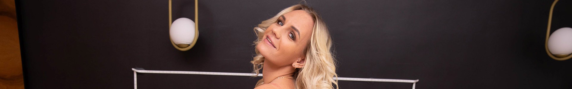 Nina Heels Pornstar Profile on Top VrPorn