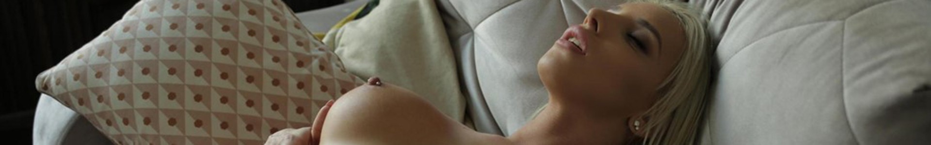 AbbyQ Pornstar Profile on xVirtualReal