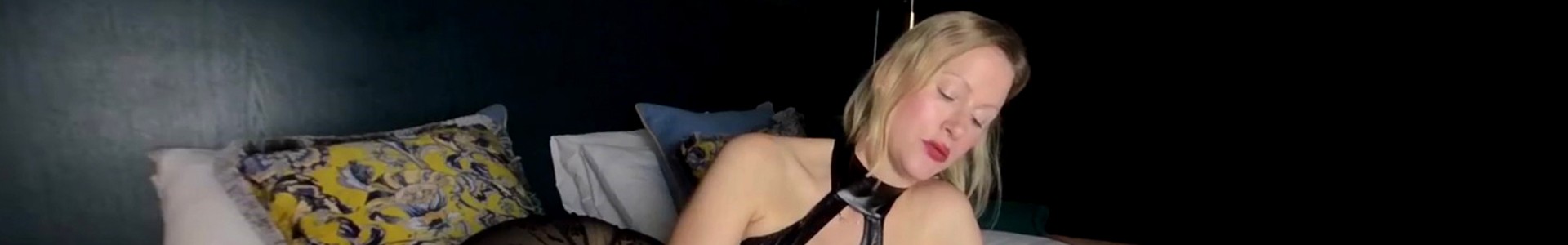 Blonde Hexe Pornstar Profile on PornVrIndex