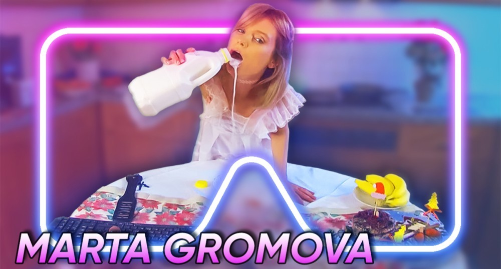 Marta Gromova's Steamy Kitchen Seduction in 4K