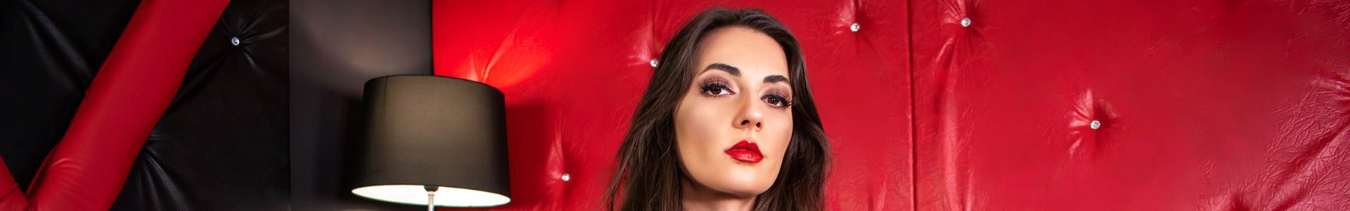 Elise Vivienne Pornstar Profile on xVirtualReal