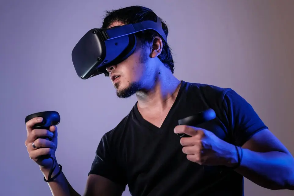 Next-Gen VR Hardware in 2026: Valve Steam Frame, Samsung Galaxy XR & Apple Vision Pro M5 Lead the Immersive Revolution