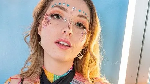 Pornstar Spotlight: Ailee Anne — VR Cosplay Queen With 7K+ Profile Views on xMonter
