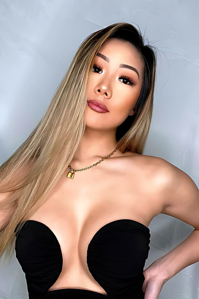 Sandy Cheeks - Pornstar Profile