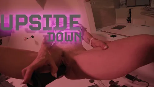Sabdeluxe - Upside Down: 8K 3D 180° VR Scene
