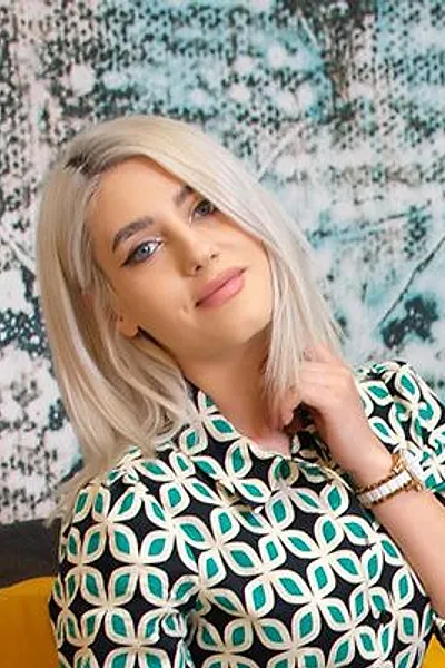 Sarah - Pornstar Profile