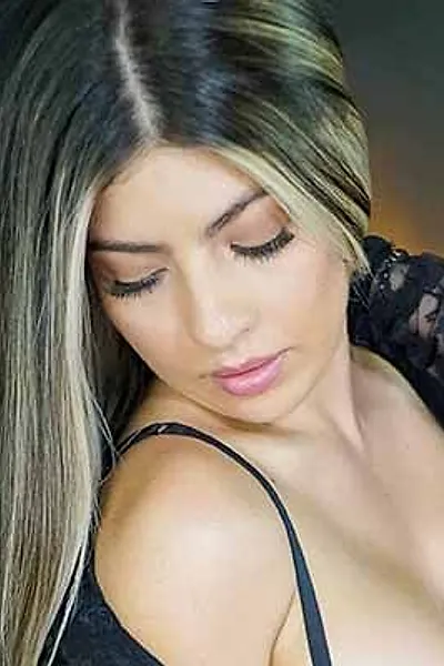 Shaira Santa - Pornstar Profile