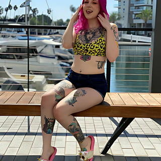 Lady Lazarus - Pornstar Profile
