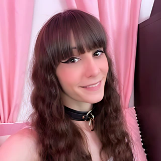 Livi Doll - Pornstar Profile