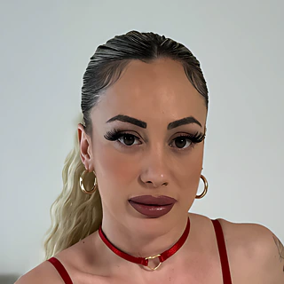 Martina Hayes - Pornstar Profile
