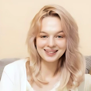 Elloize Arti - Pornstar Profile