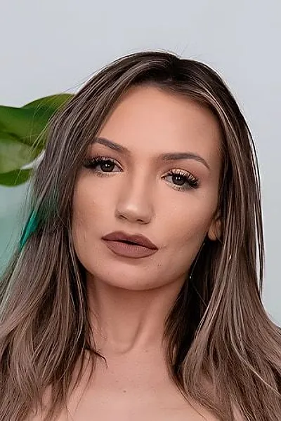 Mia Molotov - Pornstar Profile