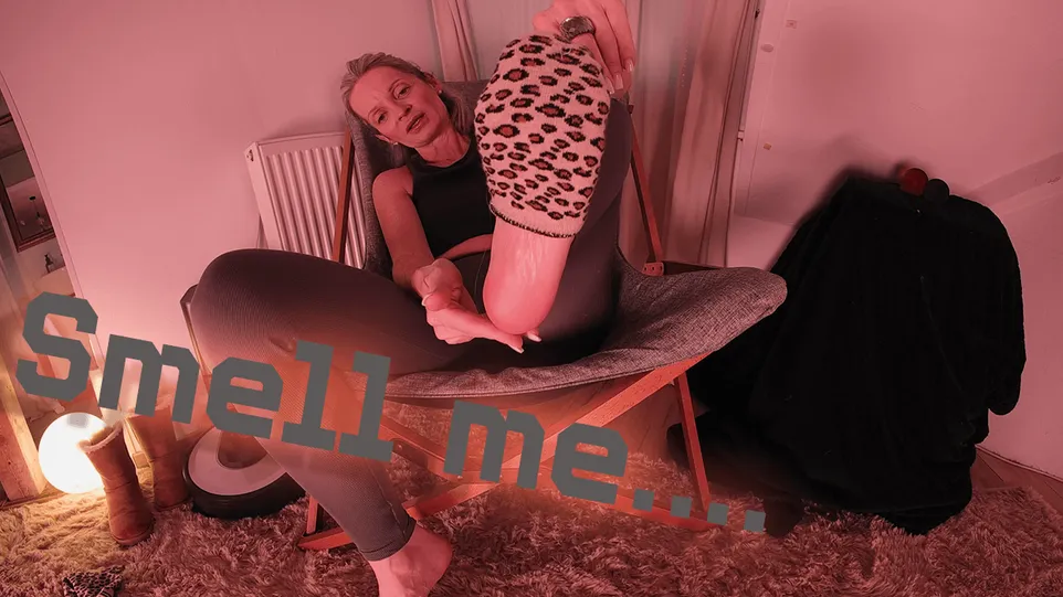 Sabdeluxe - Smell My Socks: 8K 3D VR Experience