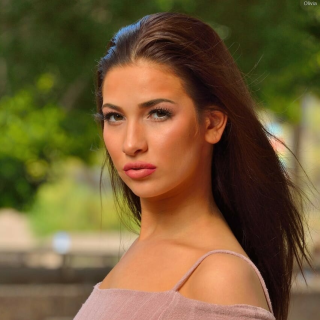 Olivia Nova - Pornstar Profile on xMonter