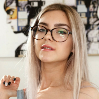 Tiny Teen - Pornstar Profile on xMonter