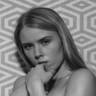 Miss Blondt