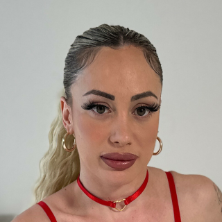 Martina Hayes - Pornstar Profile on xMonter