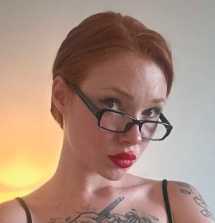 Emma Fox - Pornstar Profile on xMonter
