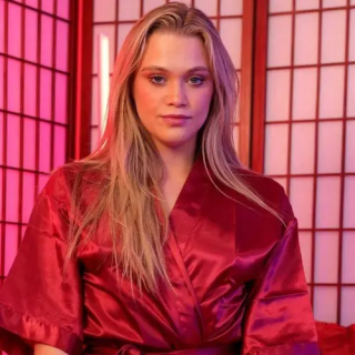Chloe Rose - Pornstar Profile on xMonter