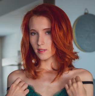 Elin Flame - Pornstar Profile on xMonter