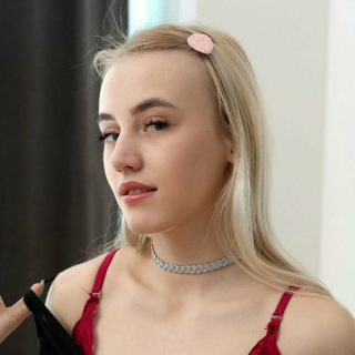Mia Parker