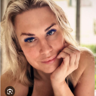Manoeshka - Pornstar Profile on xMonter