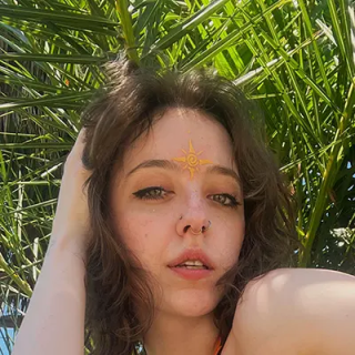 Sunny Daze - Pornstar Profile on xMonter
