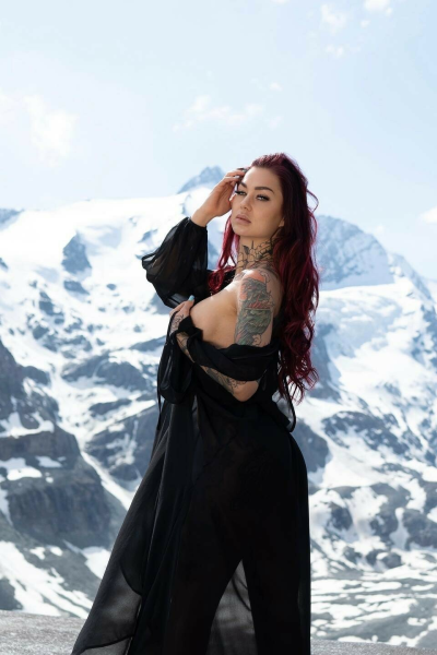 Ria Red