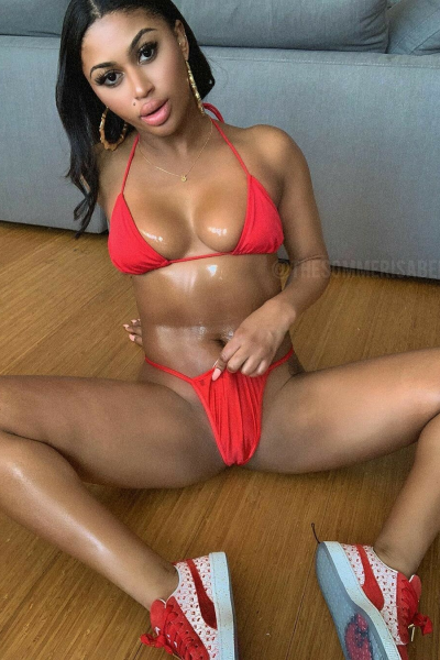 Sommer Isabella