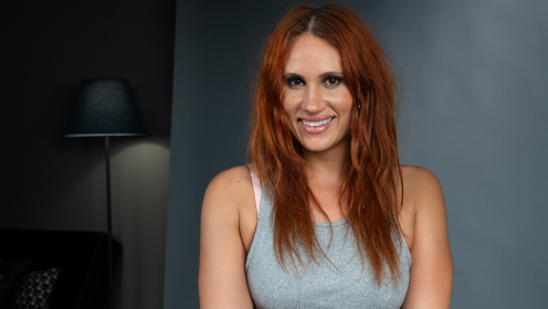 Kellfire: Seductive VR Chat in Stunning 6K