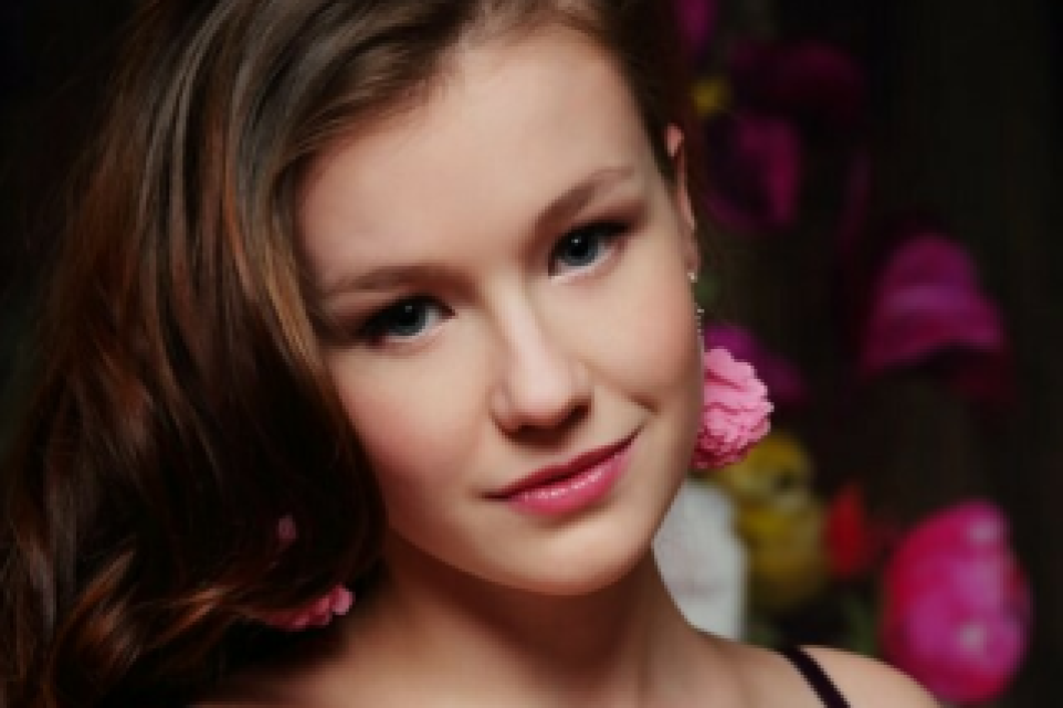 Pornstar Spotlight: Emily Bloom’s Five Popular VR Videos