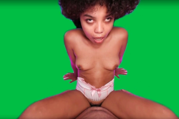 Erotic Gaming Session starring Selva Lapiedra [Passthrough] - Image 5