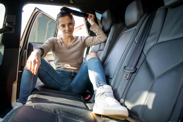 Zoe Foxxy - Brunette teen backseat fucking - Image 1