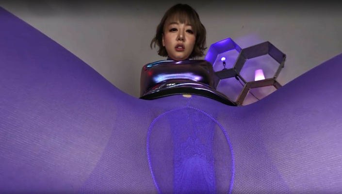 Mao Hamasaki: Pantyhose Fetish 4K Experience - Image 3