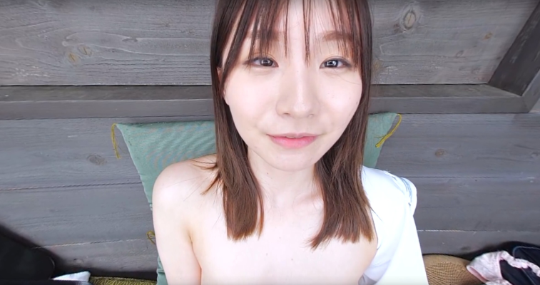 Mizuki Yayoi & Meru Ito: Rainy Bus Stop 4K VR - Image 4