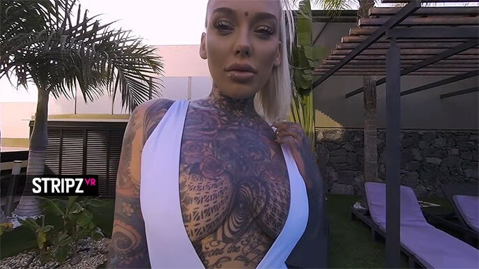 Lauren Brock: Poolside Tease 8K VR - Image 1